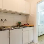 1 Bedroom Lovely In *