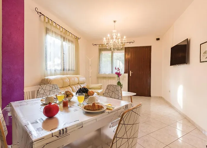 1 Bedroom Lovely In Pola