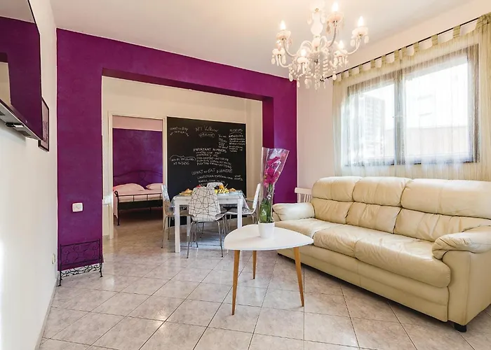 1 Bedroom Lovely In Appartamento