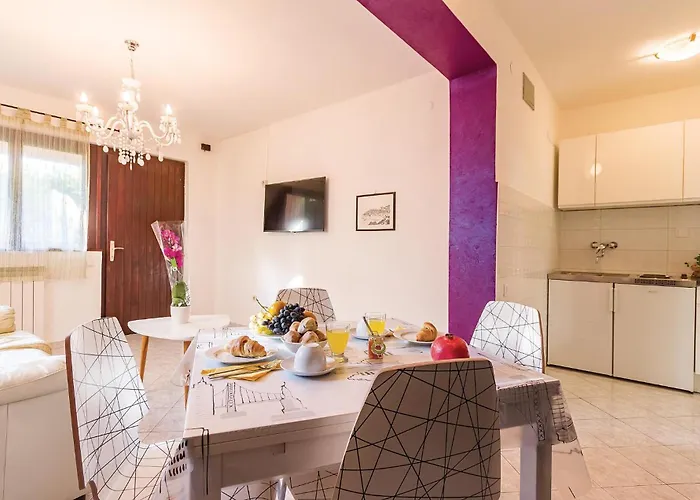 1 Bedroom Lovely In Pola